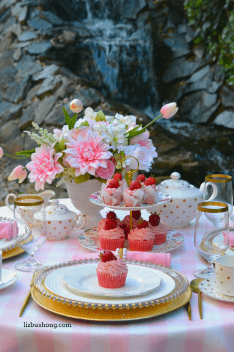 How to Make Strawberry Buttercream Cupcakes lizbushong.com